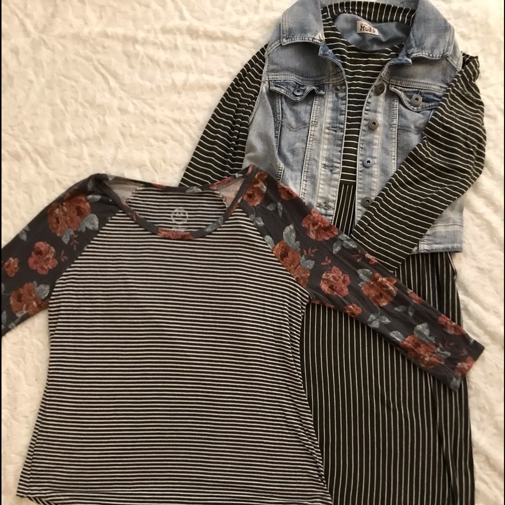 Bundle! 🛍 Maxi dress, Maurice’s top and Mudd vest